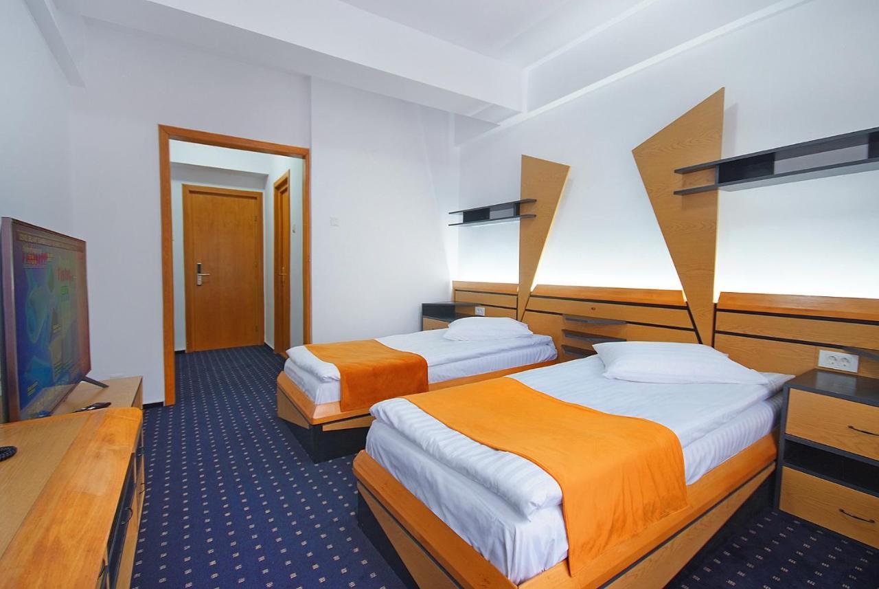 Complex Panoramic Hotel Slanic Moldova Luaran gambar