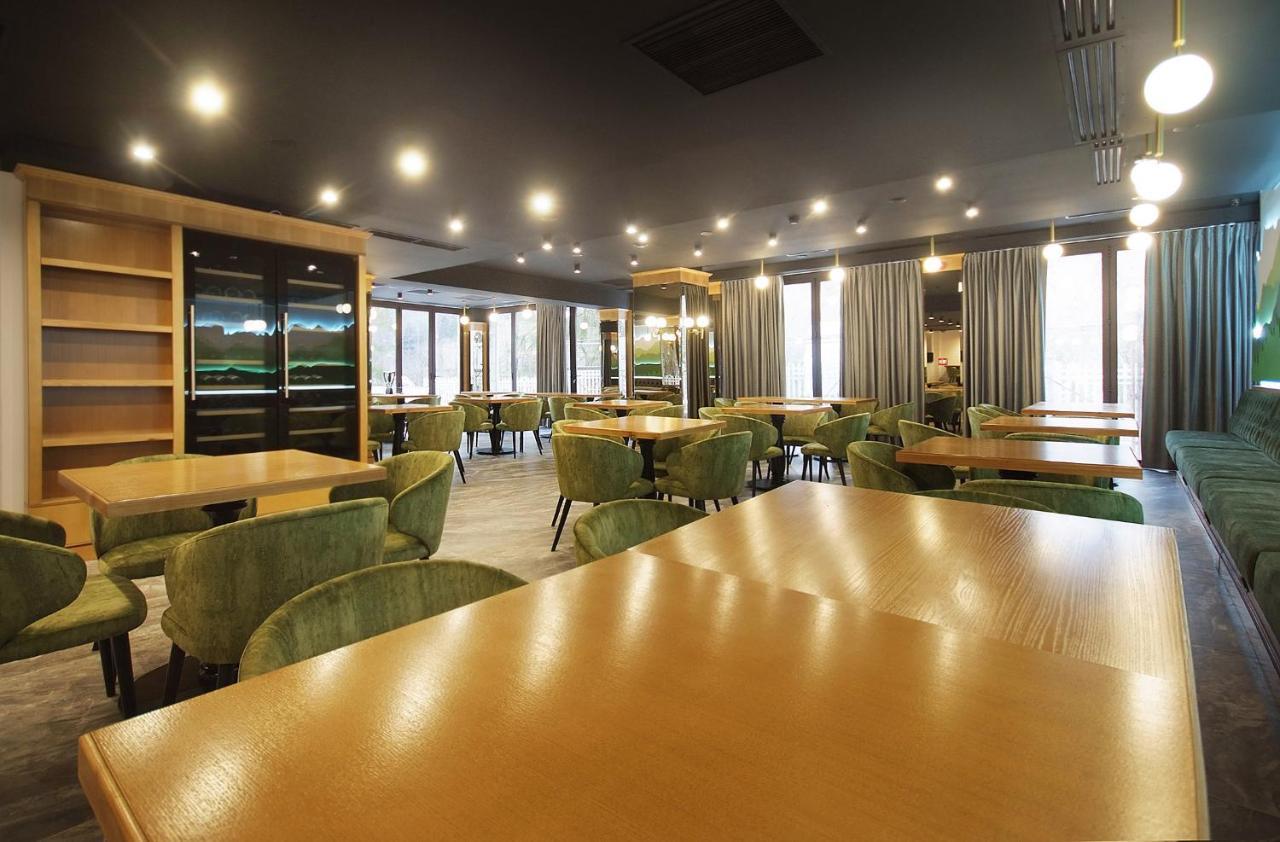 Complex Panoramic Hotel Slanic Moldova Luaran gambar