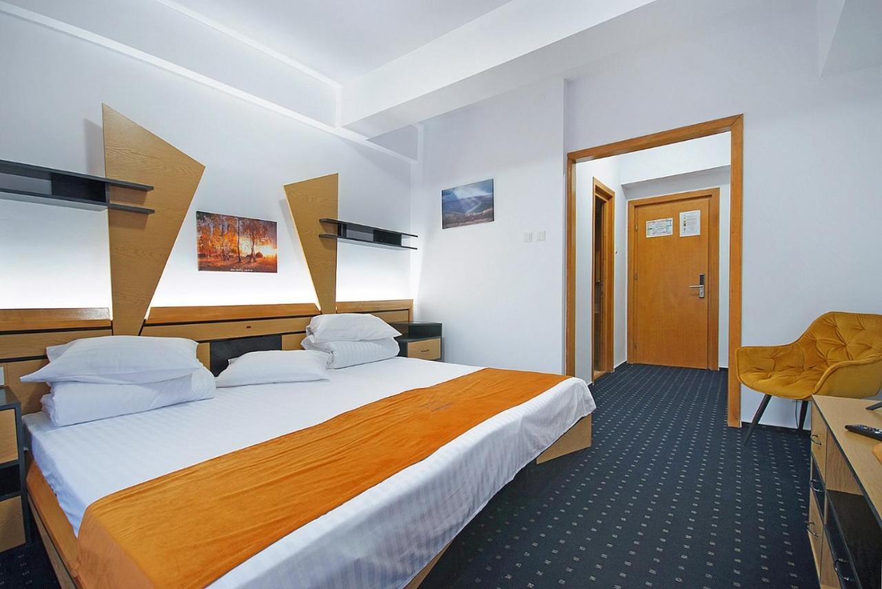 Complex Panoramic Hotel Slanic Moldova Luaran gambar